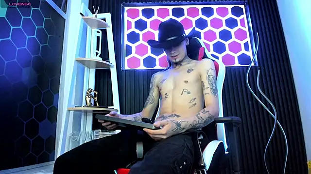 Snapshot of Max_Hader_ chatting on 03/13/26, 03:57 Max Hader online show from 03/13/26, 03:57