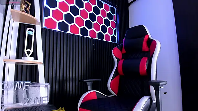 Snapshot of Max_Hader_ chatting on 03/14/26, 03:01 Max Hader online show from 03/14/26, 03:01