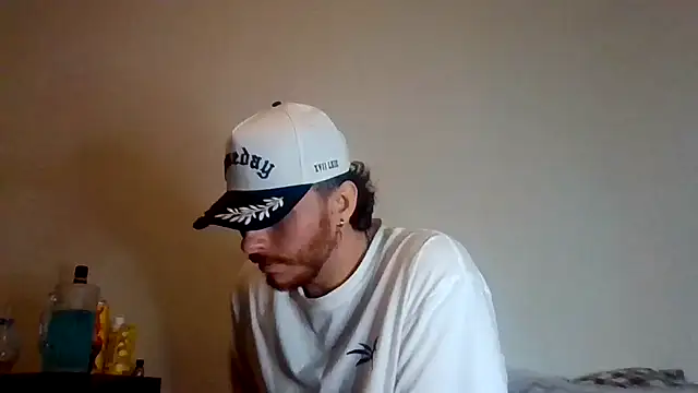 TallHungandCloudy69 online show from 04/01/26, 01:41