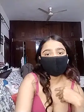 Snapshot of Ishaa_22 chatting on 03/30/26, 05:36 Ishaa 22 online show from 03/30/26, 05:36