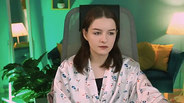 Snapshot of KellieBanshe chatting on 03/18/26, 04:15 KellieBanshe online show from 03/18/26, 04:15