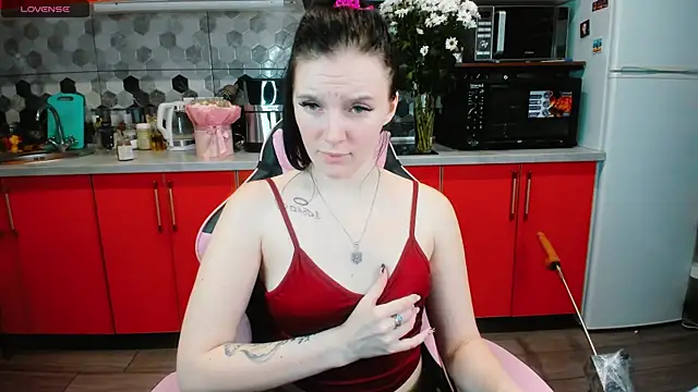 Mary Blu online show from 02/03/25, 05:24