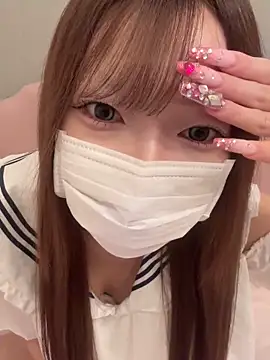 Snapshot of Miru-ch chatting on 03/08/26, 04:44 Miru-ch online show from 03/08/26, 04:44