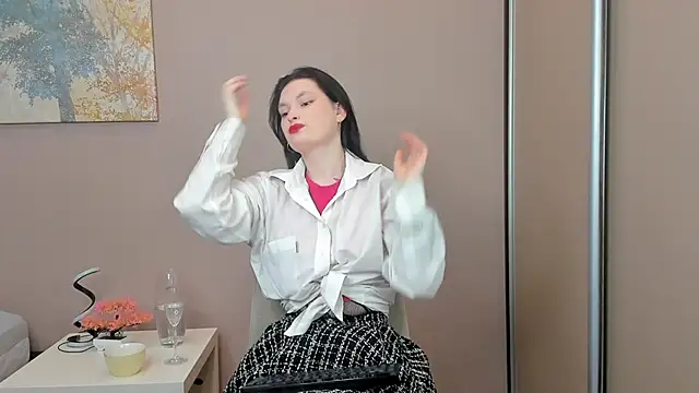 Snapshot of ManaGallob chatting on 03/19/26, 04:05 ManaGallob online show from 03/19/26, 04:05