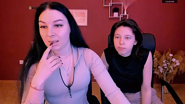 Snapshot of aria_wild_ chatting on 03/13/26, 09:38 aria wild online show from 03/13/26, 09:38