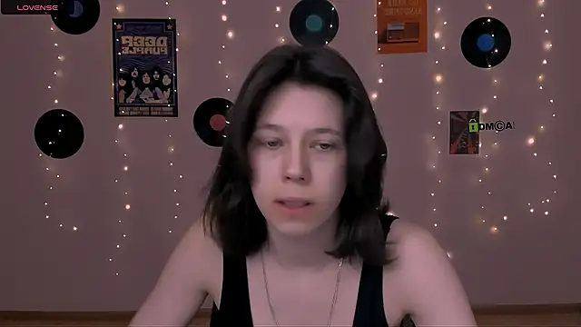 Snapshot of aria_wild_ chatting on 03/19/26, 09:57 aria wild online show from 03/19/26, 09:57