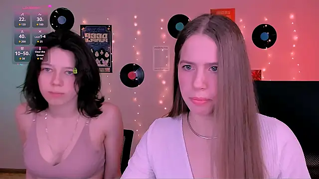 Snapshot of aria_wild_ chatting on 03/31/26, 08:59 aria wild online show from 03/31/26, 08:59