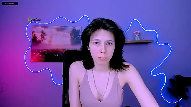 Snapshot of aria_wild_ chatting on 04/10/26, 06:45 aria wild online show from 04/10/26, 06:45