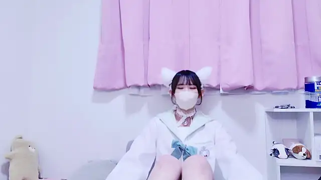 EMIRI 0426 online show from 04/16/26, 03:02