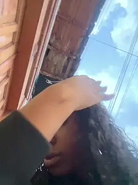 Snapshot of LiaTrainor chatting on 04/07/26, 10:59 LiaTrainor online show from 04/07/26, 10:59