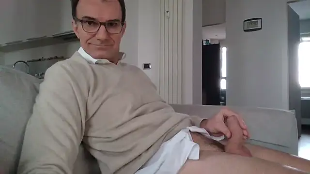 Alex1970-IT online show from 03/02/26, 01:40