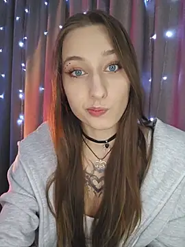 Snapshot of Emma_Willson chatting on 04/22/26, 12:28 Emma Willson online show from 04/22/26, 12:28