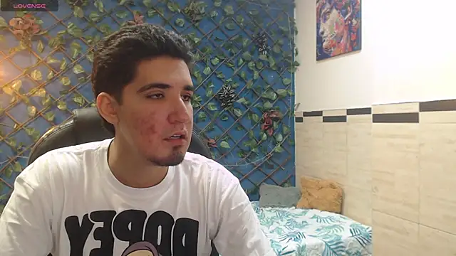 Snapshot of Roccoallegeri chatting on 03/26/26, 12:11 Roccoallegeri online show from 03/26/26, 12:11