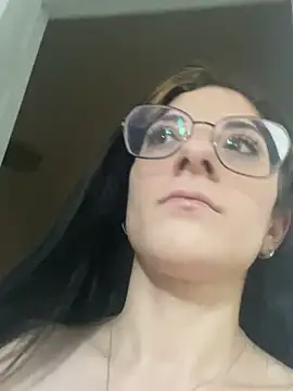 Mariyyumyums online show from 04/18/26, 04:27