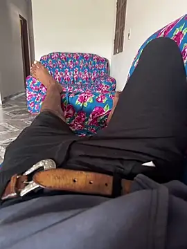 Snapshot of ohnovim chatting on 03/05/26, 10:44 ohnovim online show from 03/05/26, 10:44