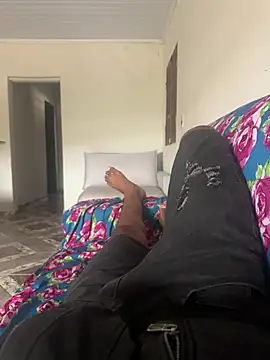 Snapshot of ohnovim chatting on 03/25/26, 10:32 ohnovim online show from 03/25/26, 10:32