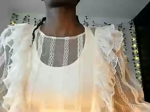 Snapshot of yoursweetsin16 chatting on 03/13/26, 05:52 yoursweetsin16 online show from 03/13/26, 05:52