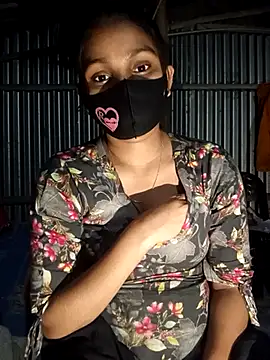 Snapshot of Mahiyya chatting on 04/12/26, 04:23 Mahiyya online show from 04/12/26, 04:23