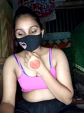 Snapshot of Mahiyya chatting on 04/14/26, 04:57 Mahiyya online show from 04/14/26, 04:57