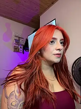 Snapshot of Emma_Q0 chatting on 03/03/26, 08:15 Emma Q0 online show from 03/03/26, 08:15