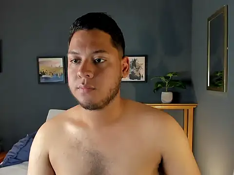 Snapshot of Akon_2XXX chatting on 03/11/26, 04:24 Akon 2XXX online show from 03/11/26, 04:24