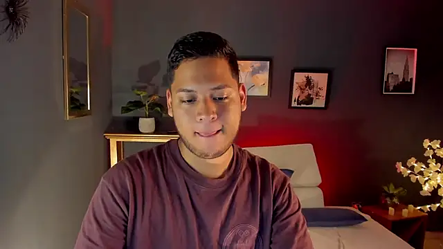 Snapshot of Akon_2XXX chatting on 03/31/26, 05:24 Akon 2XXX online show from 03/31/26, 05:24