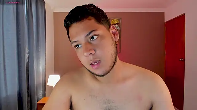 Snapshot of Akon_2XXX chatting on 04/15/26, 02:57 Akon 2XXX online show from 04/15/26, 02:57