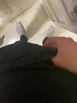 Snapshot of madme998 chatting on 03/02/26, 05:53 madme998 online show from 03/02/26, 05:53