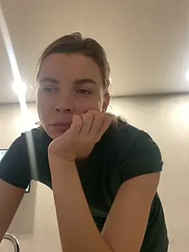 Luna2547 online show from 03/07/26, 10:29