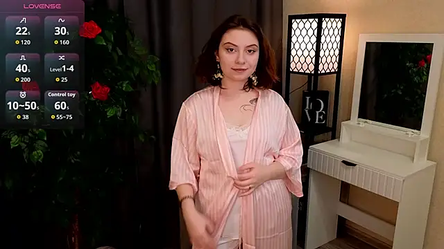 Snapshot of BreannaBuczak chatting on 03/20/26, 02:05 BreannaBuczak online show from 03/20/26, 02:05