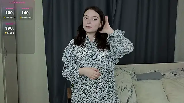 Snapshot of BreannaBuczak chatting on 04/18/26, 01:42 BreannaBuczak online show from 04/18/26, 01:42