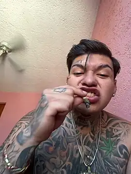 Snapshot of deivchoky chatting on 03/15/26, 08:37 deivchoky online show from 03/15/26, 08:37