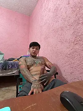 Snapshot of deivchoky chatting on 04/02/26, 04:32 deivchoky online show from 04/02/26, 04:32