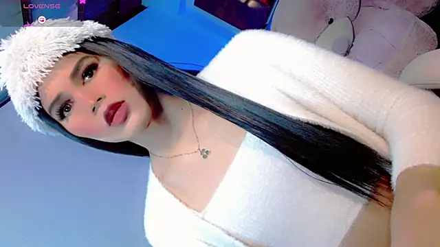 Snapshot of Valentiina_Foxx chatting on 03/27/26, 11:32 Valentiina Foxx online show from 03/27/26, 11:32