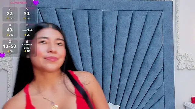 Snapshot of Leandra-Johnson chatting on 03/28/26, 01:33 Leandra-Johnson online show from 03/28/26, 01:33