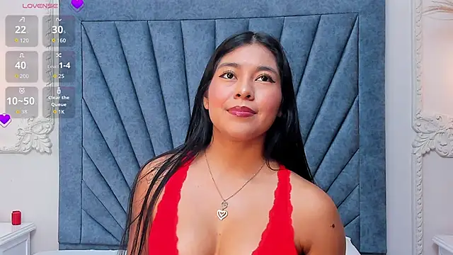 Snapshot of Leandra-Johnson chatting on 04/04/26, 01:41 Leandra-Johnson online show from 04/04/26, 01:41