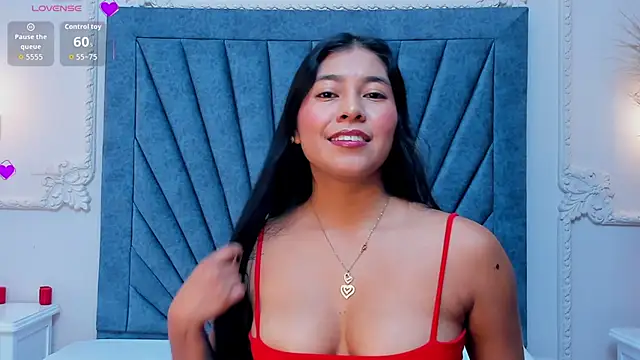 Snapshot of Leandra-Johnson chatting on 04/17/26, 02:09 Leandra-Johnson online show from 04/17/26, 02:09