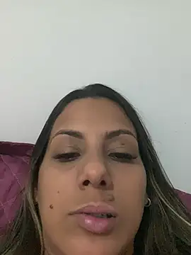 kifanyy online show from 04/17/26, 02:03