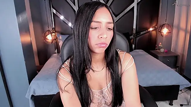 Esmeralda  18 online show from 03/21/26, 07:39