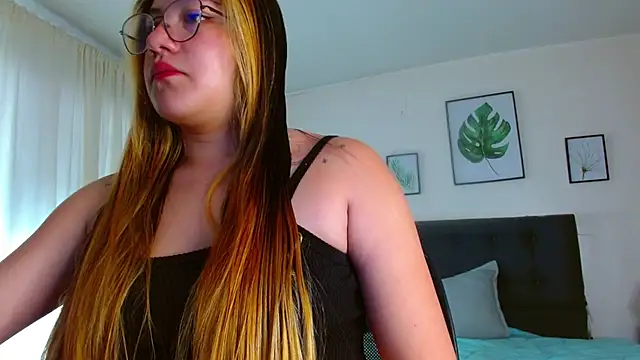 Snapshot of samanthachop chatting on 06/27/26, 01:39 samanthachop online show from 06/27/26, 01:39
