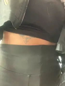 Baby Pink Love online show from 04/10/26, 04:23