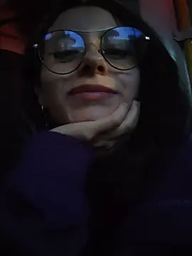 Snapshot of Naomimolie chatting on 03/30/26, 11:17 Naomimolie online show from 03/30/26, 11:17