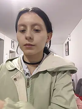 Snapshot of Naomimolie chatting on 04/01/26, 11:33 Naomimolie online show from 04/01/26, 11:33