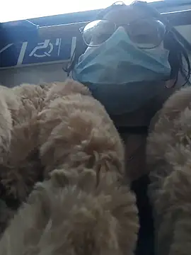 Snapshot of Naomimolie chatting on 04/14/26, 11:27 Naomimolie online show from 04/14/26, 11:27