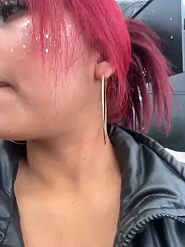 Cherry Charlottee online show from 05/27/26, 07:22