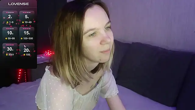 Snapshot of MaryHanter chatting on 03/21/26, 03:33 MaryHanter online show from 03/21/26, 03:33