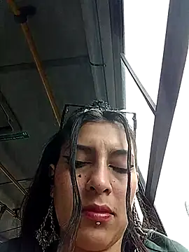 jaade doll online show from 04/07/26, 01:00