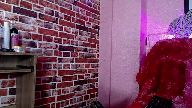 Snapshot of Denise_Diaz chatting on 04/14/26, 03:56 Denise Diaz online show from 04/14/26, 03:56