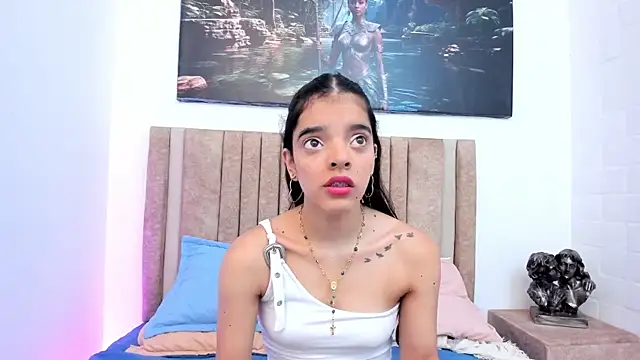 Snapshot of Thalia_parkerr_ chatting on 03/19/26, 12:20 Thalia parkerr online show from 03/19/26, 12:20