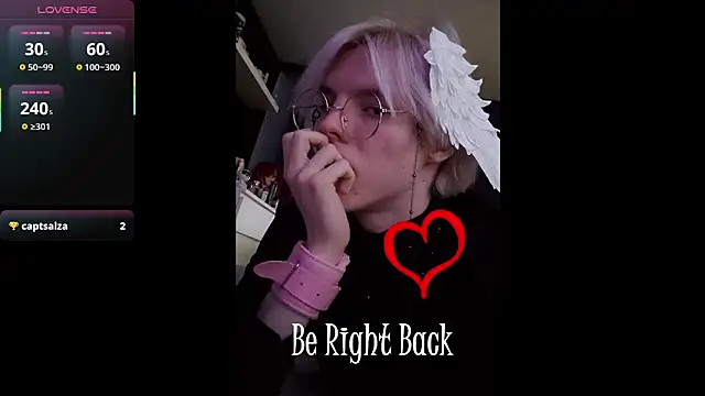 Snapshot of Ex1dra chatting on 04/27/26, 11:08 Ex1dra online show from 04/27/26, 11:08